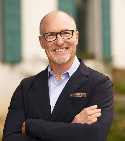 Photo of Gregg Hart